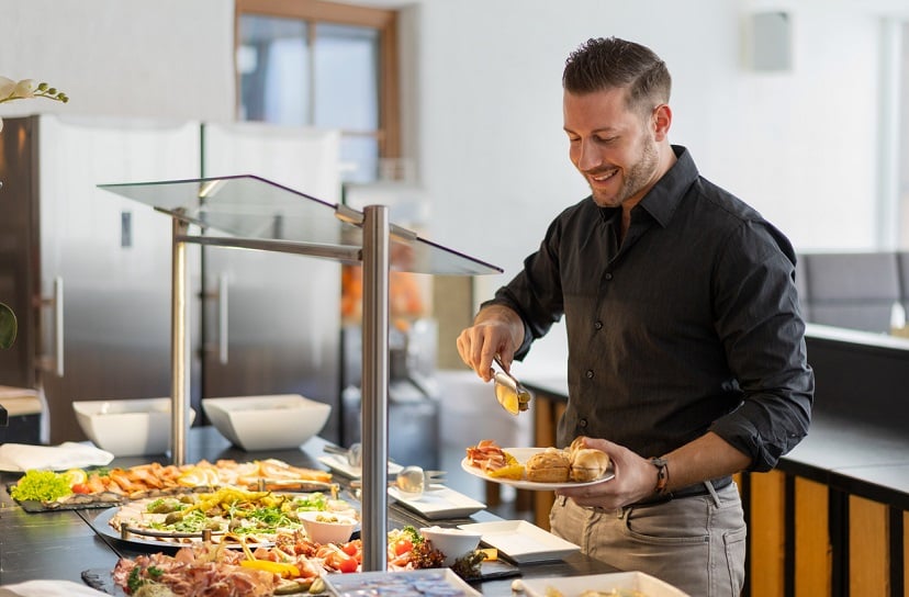 Tüm Restoranlarda %15’e Varan İndirim