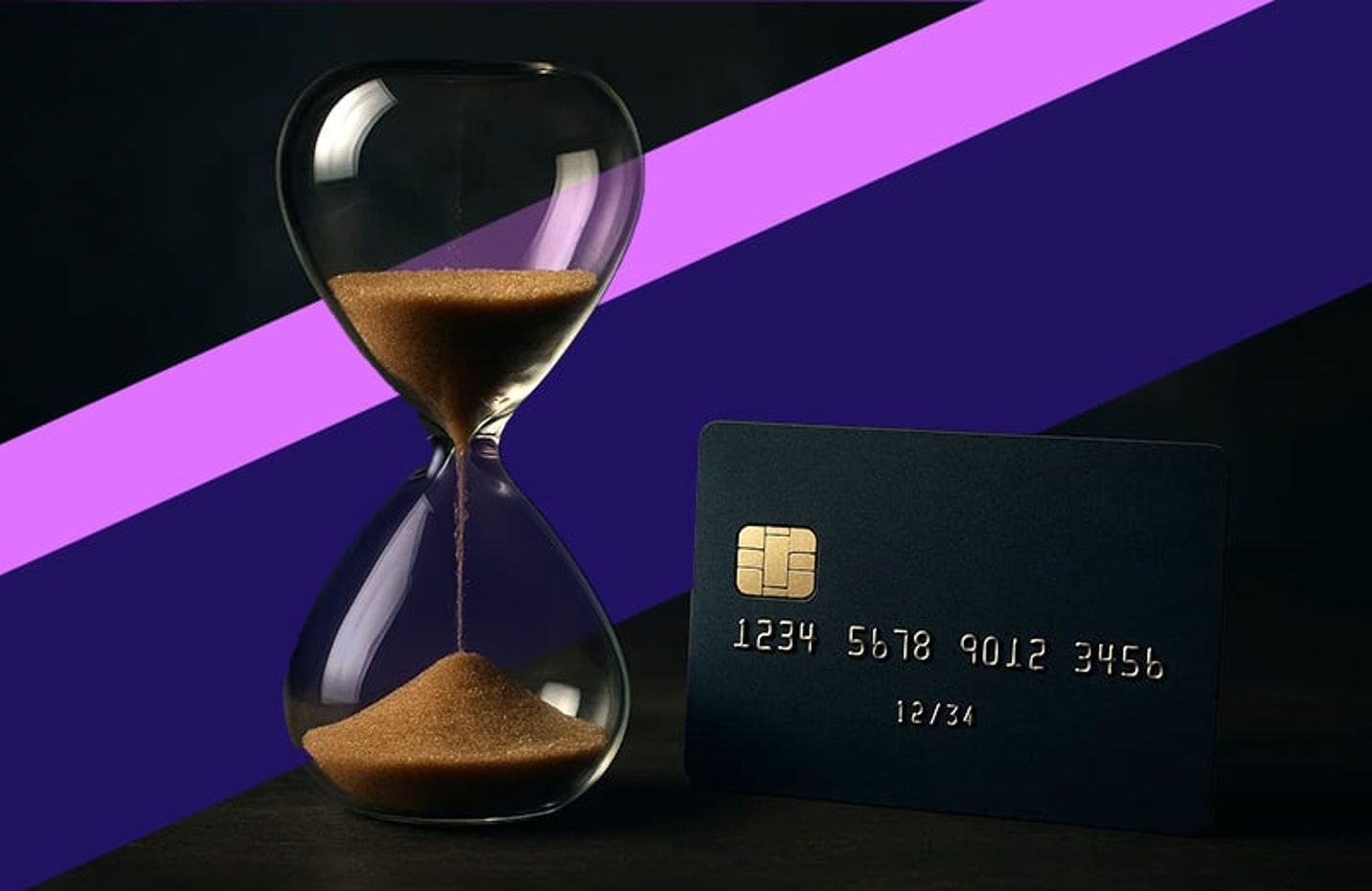 Kredi kartı borcu ödenmezse ne olur? logosu